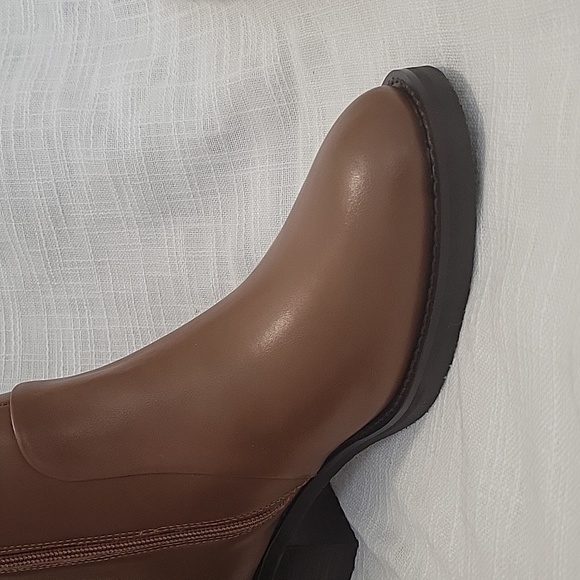 Boots for Women, Knee High Boots, Low Block Heel Zipper Boots - Picture 4 of 11